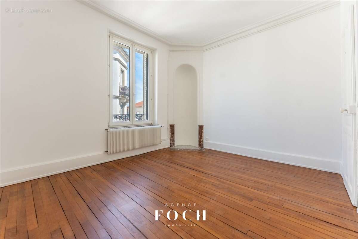 Appartement 59 m² à Nancy  - photo 4