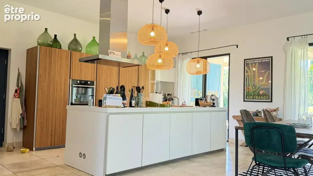 Maison contemporaine de plain pied avec parc et oliveraie de 3500 M2 - photo 7