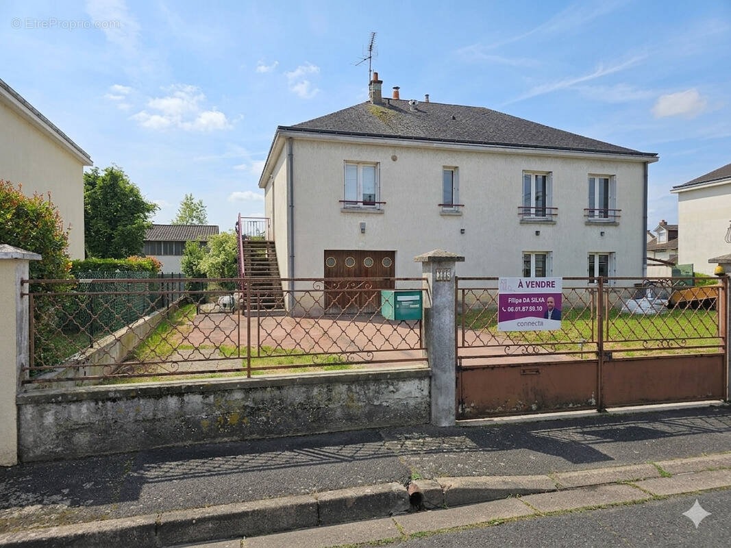 Maison à SAINT-PIERRE-DES-CORPS