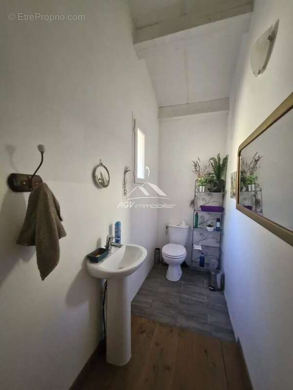 Maison à SAINT-FLORENT-SUR-AUZONNET