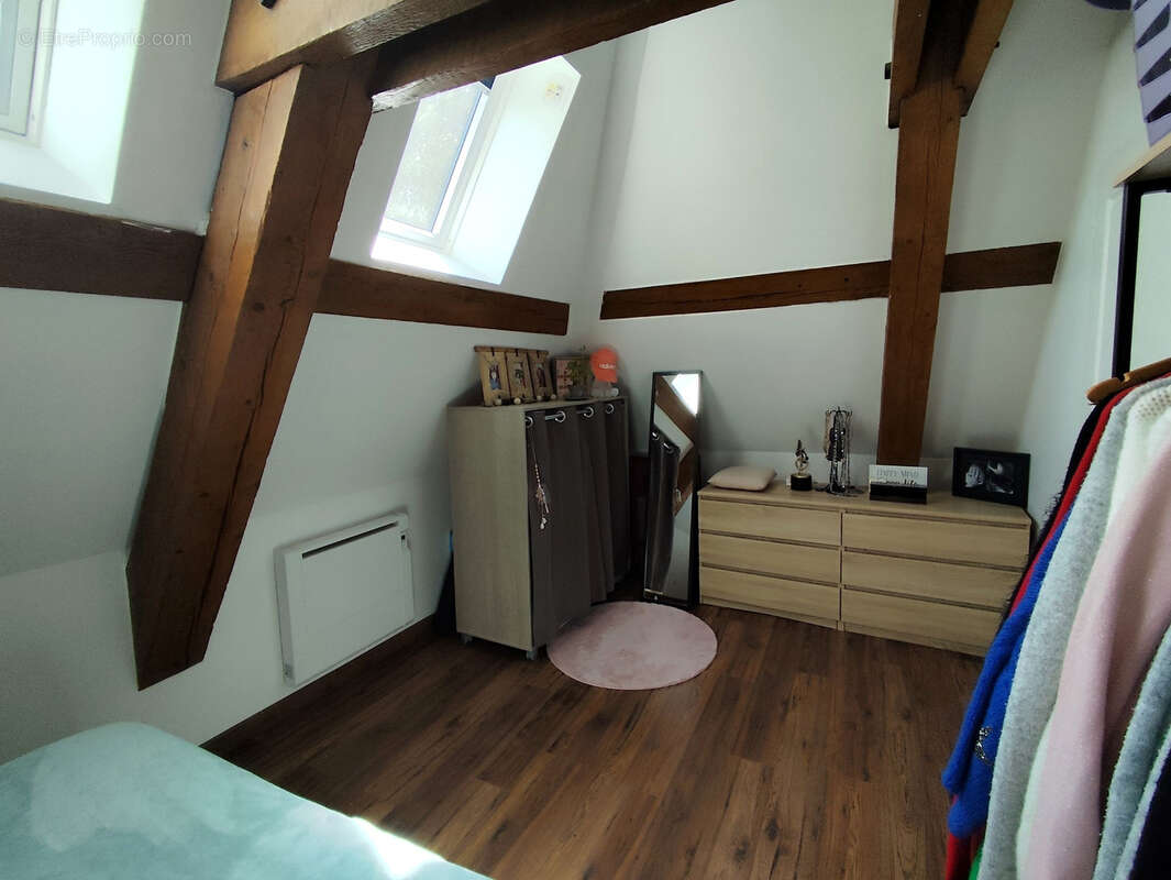 Appartement à CHAZEY-BONS