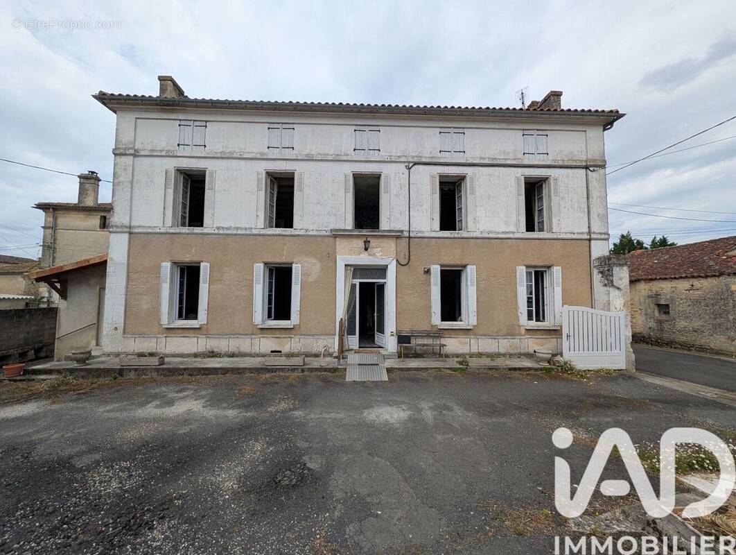 Photo 1 - Maison à MOSNAC