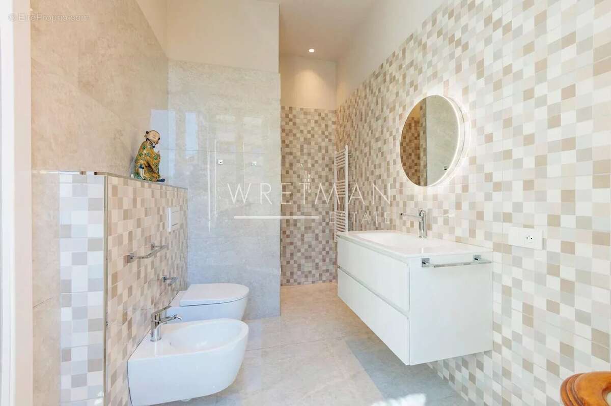 Appartement à MENTON