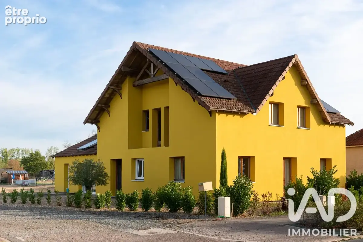Photo 1 - Maison à DOMPIERRE-SUR-BESBRE