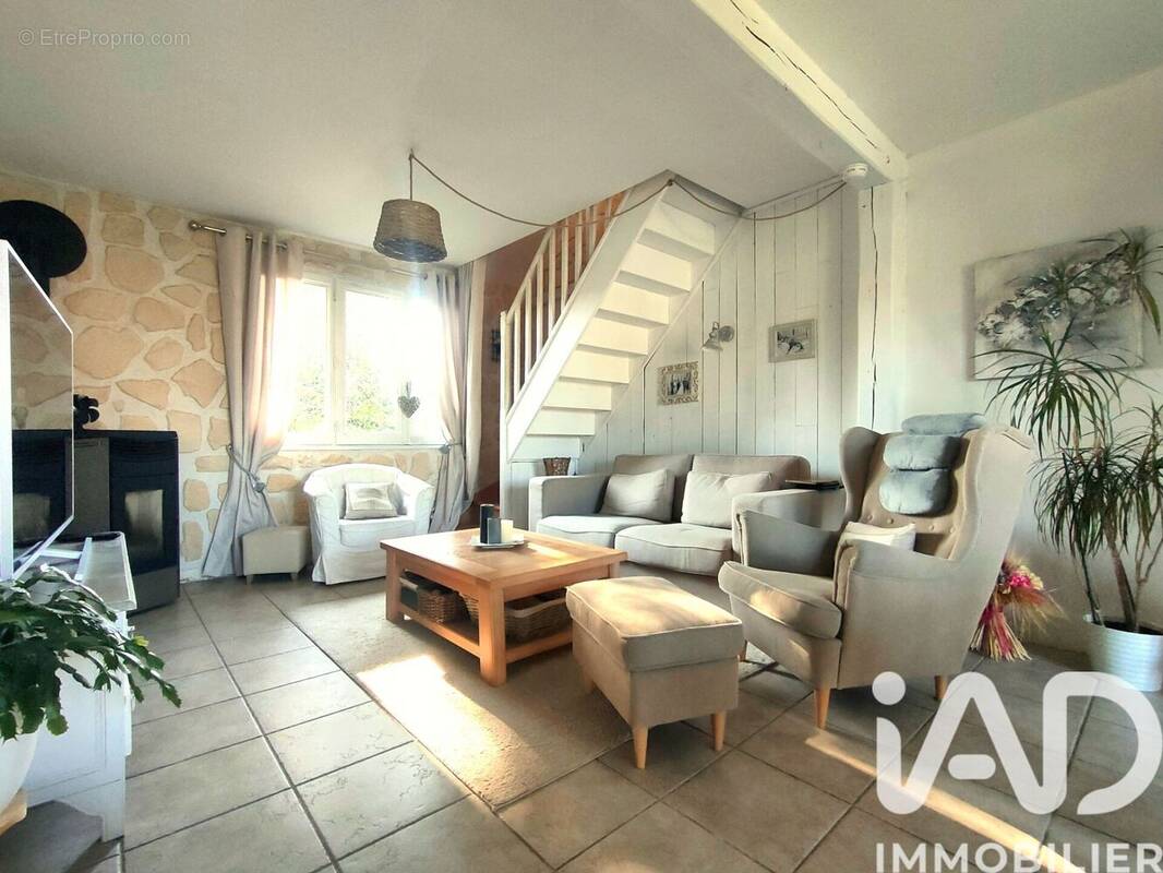 Photo 1 - Maison à COURGENAY