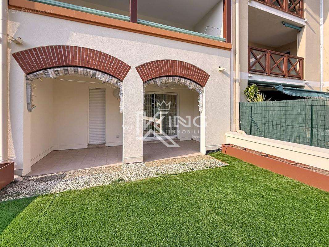 Appartement à FREJUS