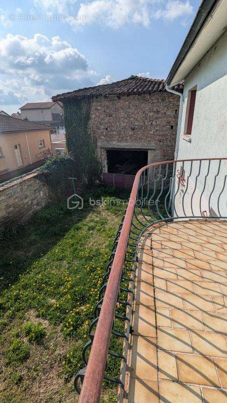 Maison sur sous sol avec dependance - photo 7