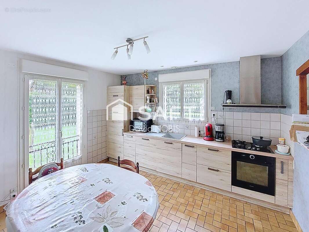 Photo 3 - Maison à SAINT-DENIS-DE-GASTINES