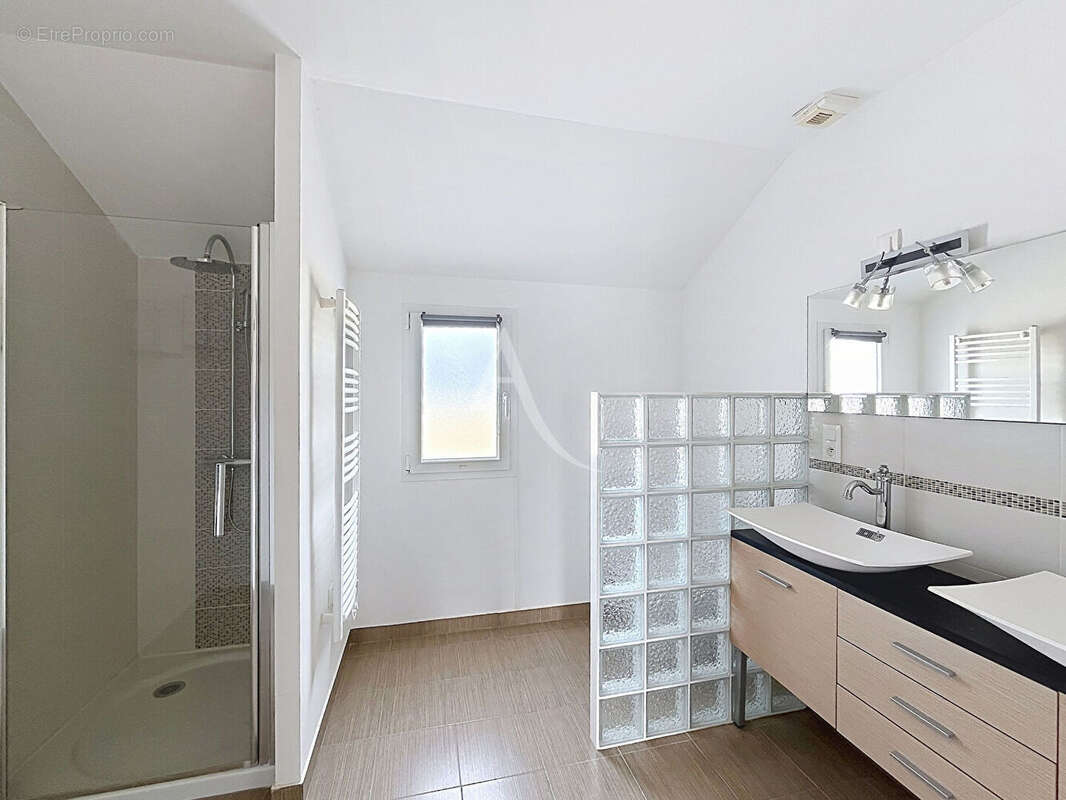 Maison familiale dans un secteur calme et recherché - photo 12
