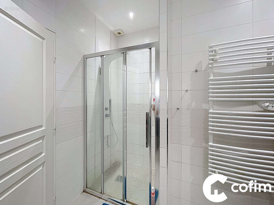 Maison à SERRES-CASTET