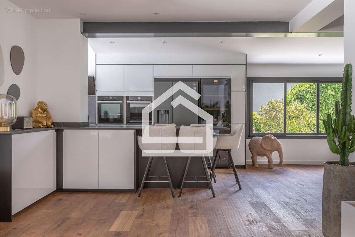 Maison à SAINT-MEDARD-EN-JALLES