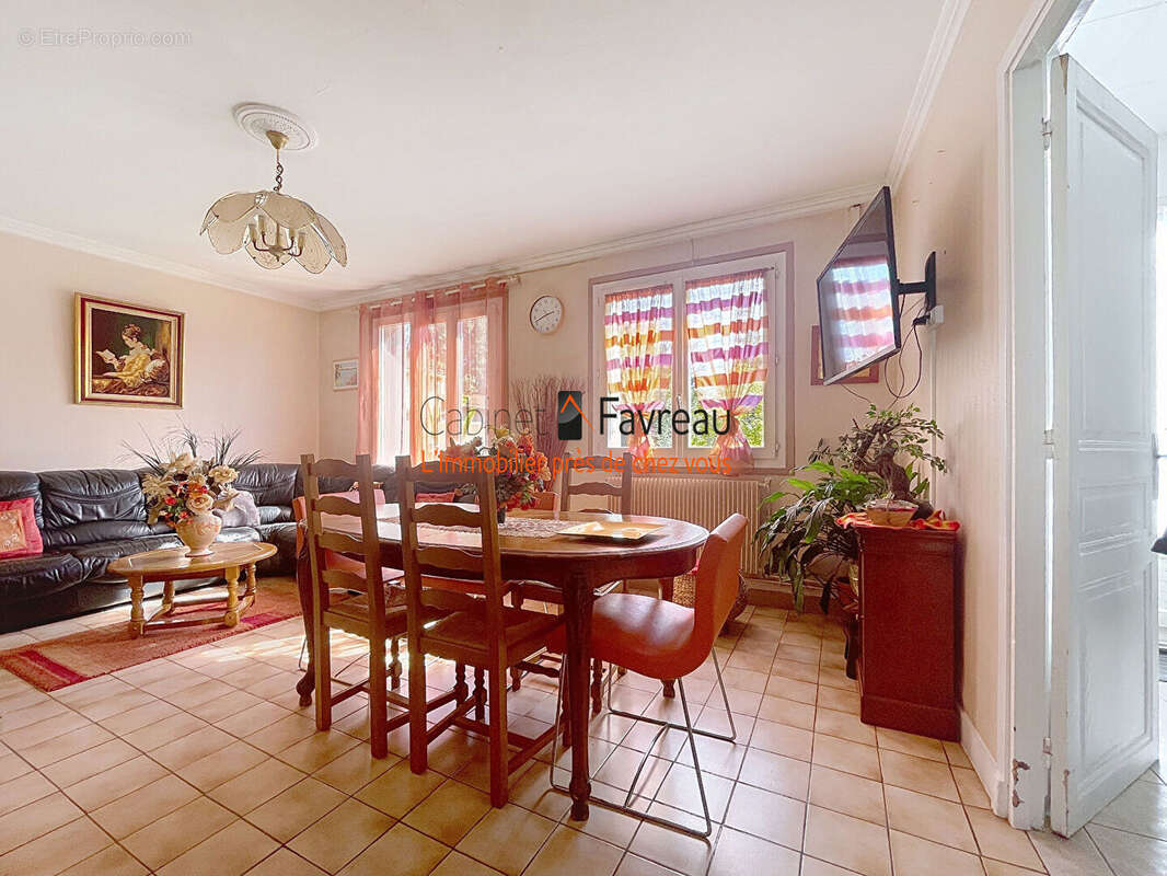 Maison à VITRY-SUR-SEINE