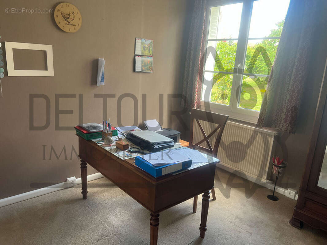 Maison La Ferte Gaucher 7 pièce(s) 224 m2 - photo 8