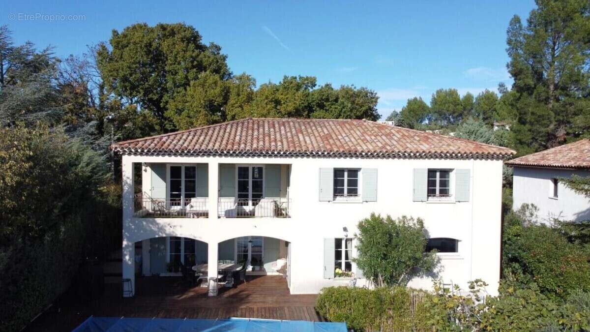 Maison à ROCHEFORT-DU-GARD