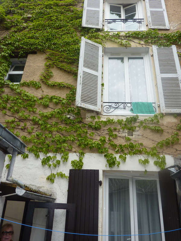 Maison à MONTMORILLON