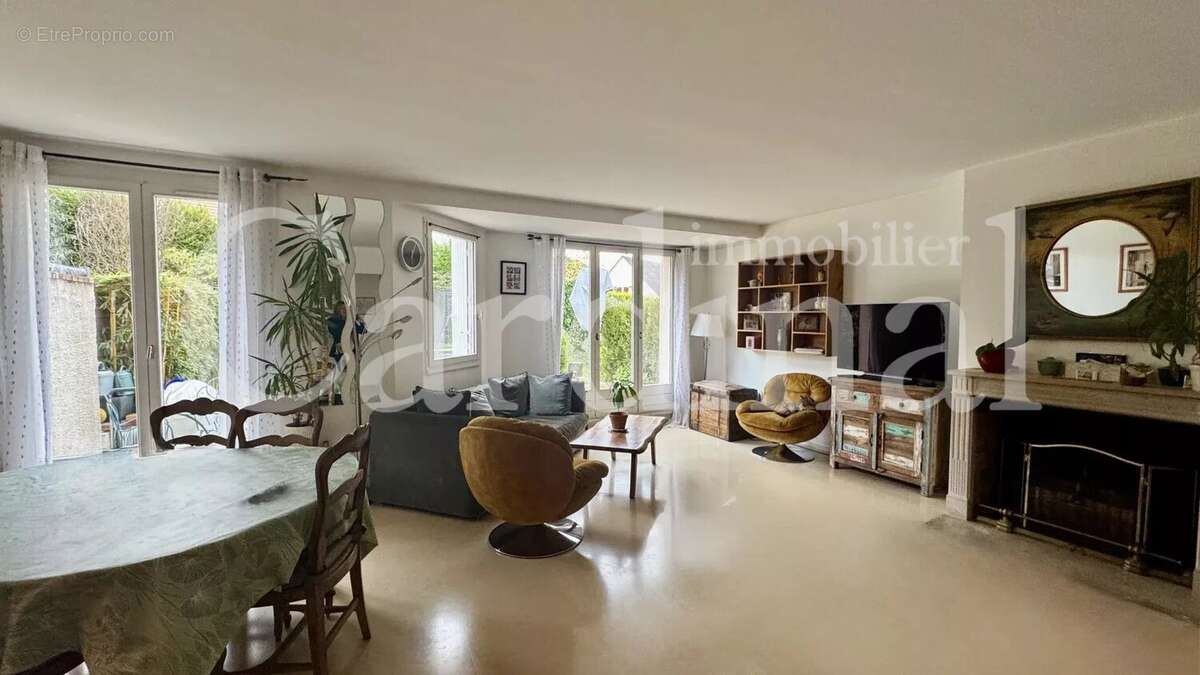 Maison à NOISY-LE-ROI