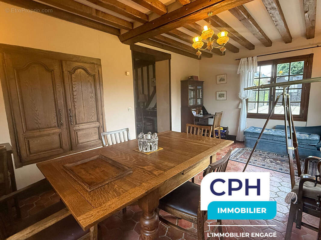 Maison à NOTRE-DAME-DE-COURSON