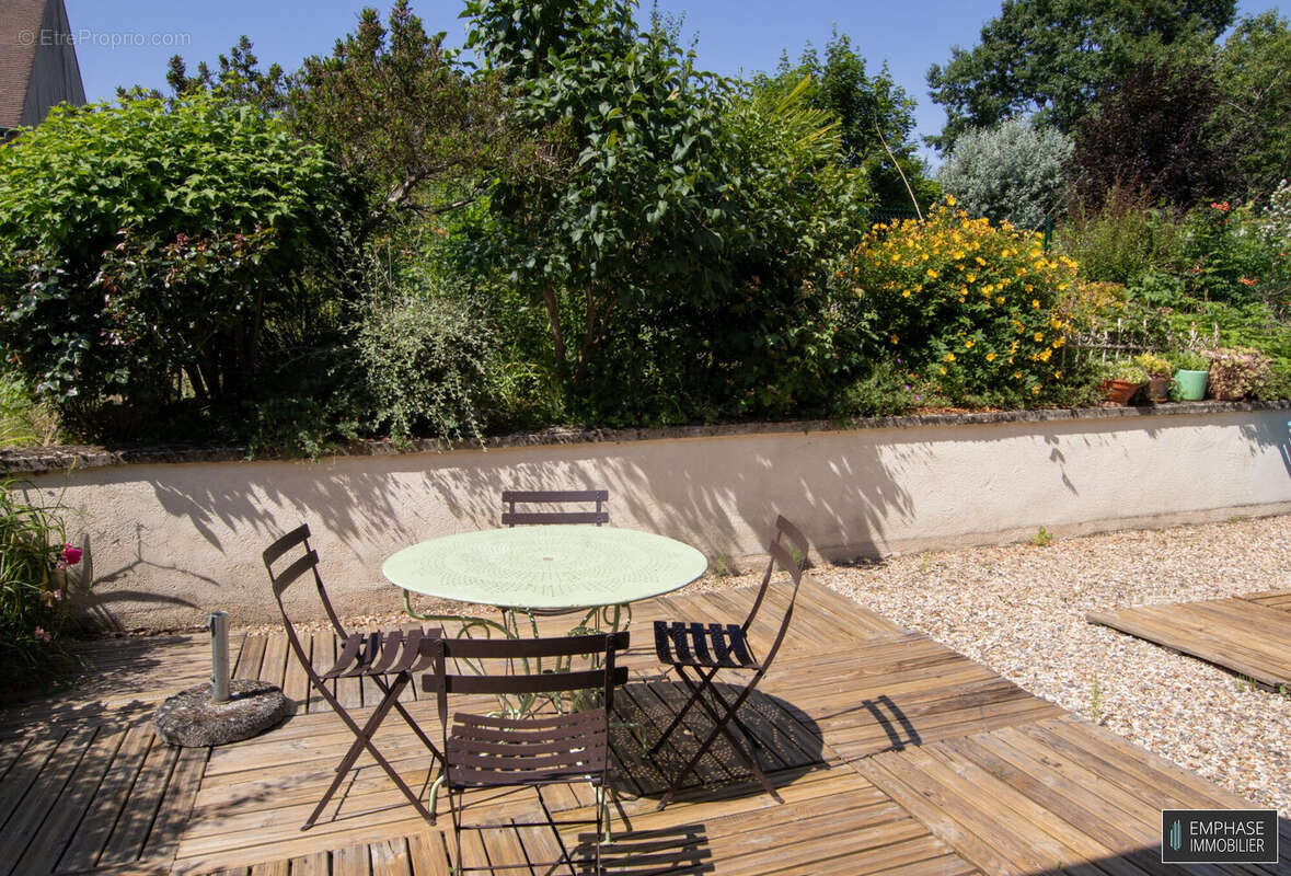 Maison 100 m² à Orgeval  - photo 5