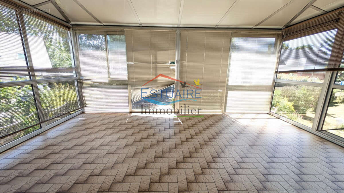 Maison 91 m² à Besne  - photo 3