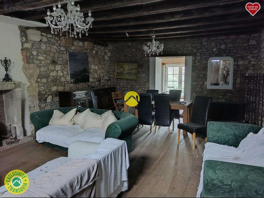 Maison à COULEUVRE