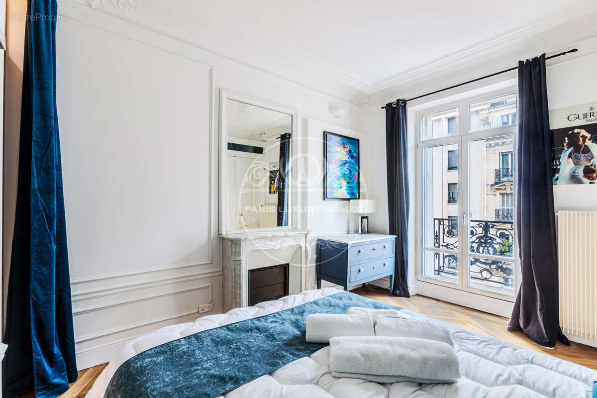 Appartement à PARIS-6E