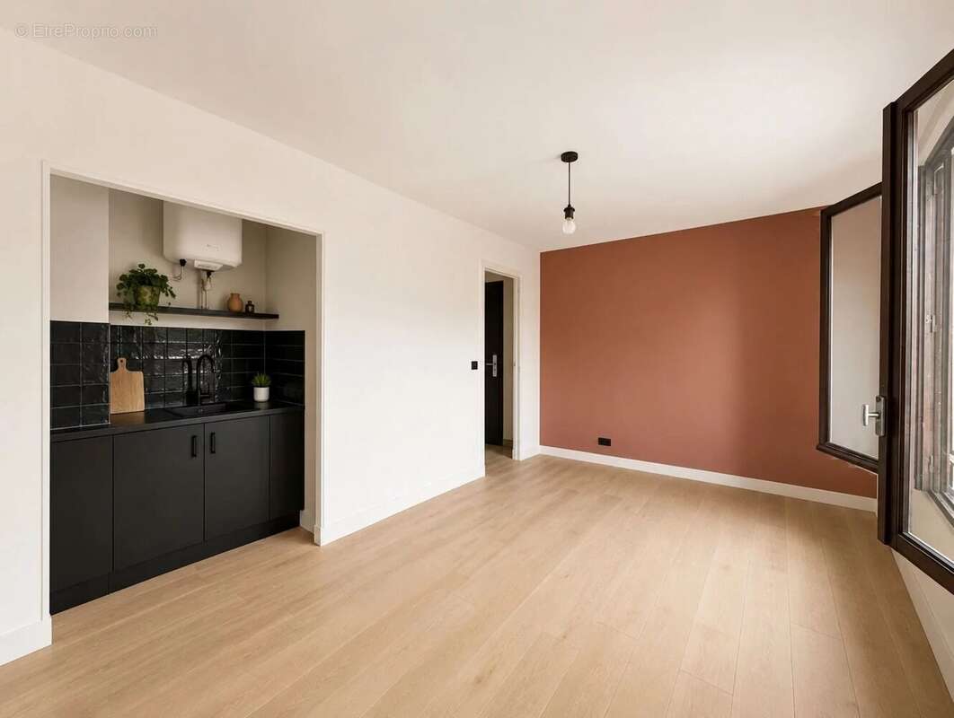 Appartement à MARSEILLE-1E