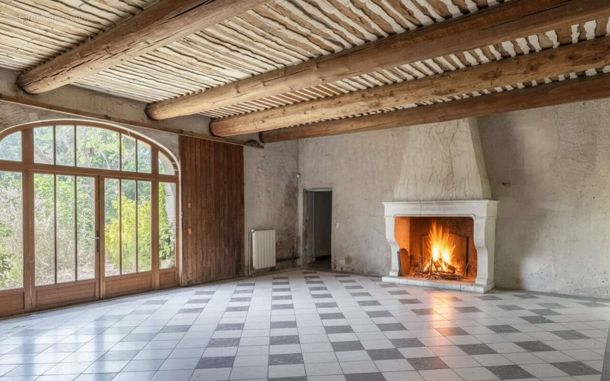 Maison à BONNIEUX