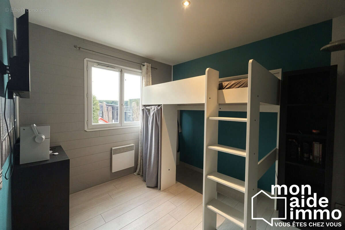 Maison à SAINT-SEURIN-SUR-L'ISLE