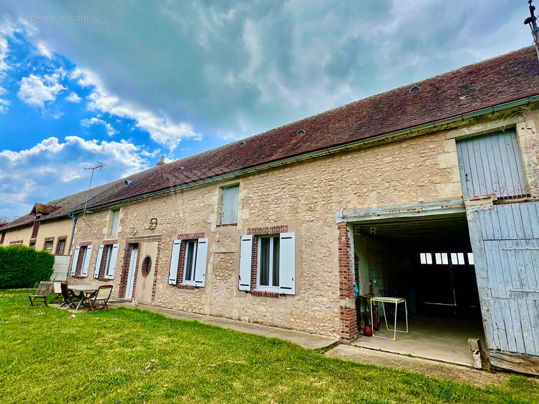 Maison à NOGENT-SUR-VERNISSON