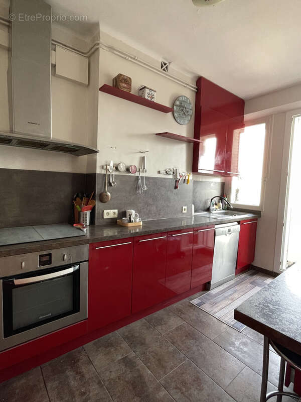 Appartement à MARSEILLE-8E