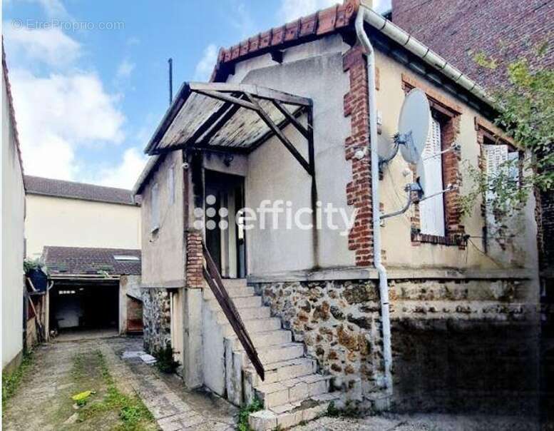 Maison à SAINT-DENIS