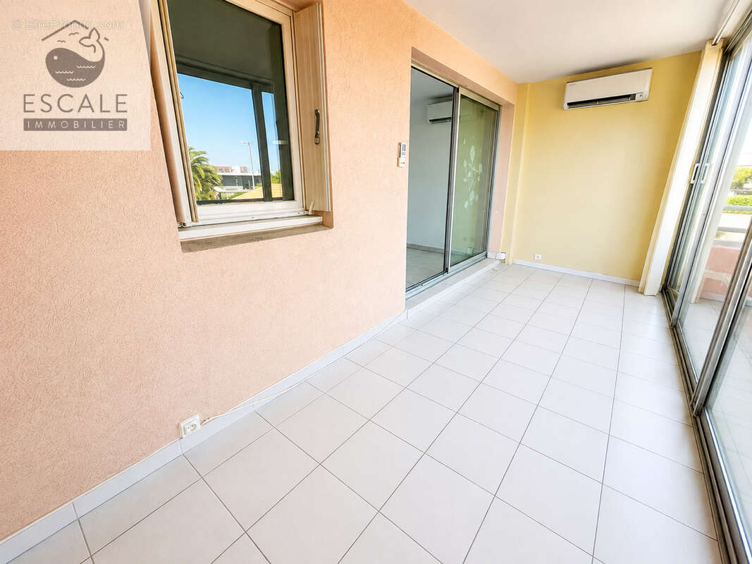 Vente type 2 cabine + garage en sus quartier les quilles a sete - photo 4