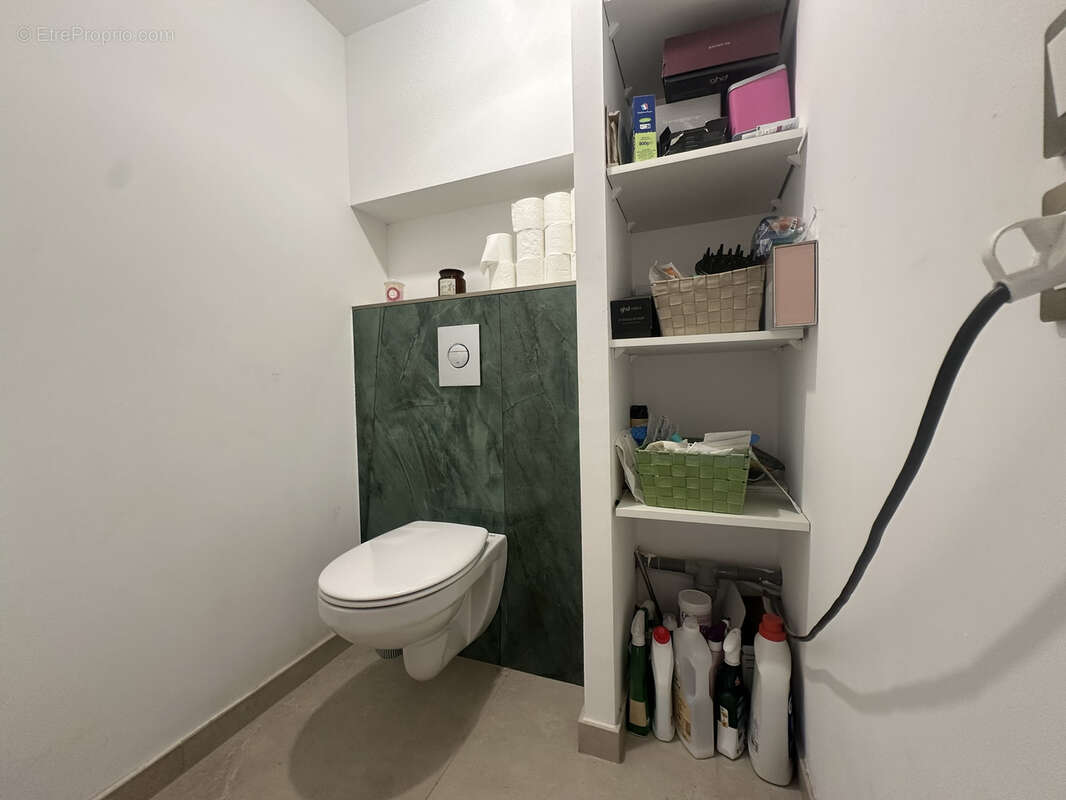 Appartement à PUGET-SUR-ARGENS
