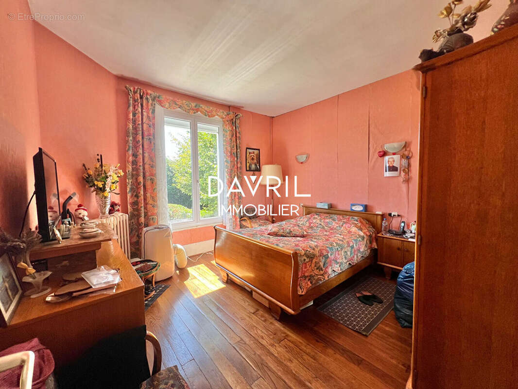 Maison à CONFLANS-SAINTE-HONORINE