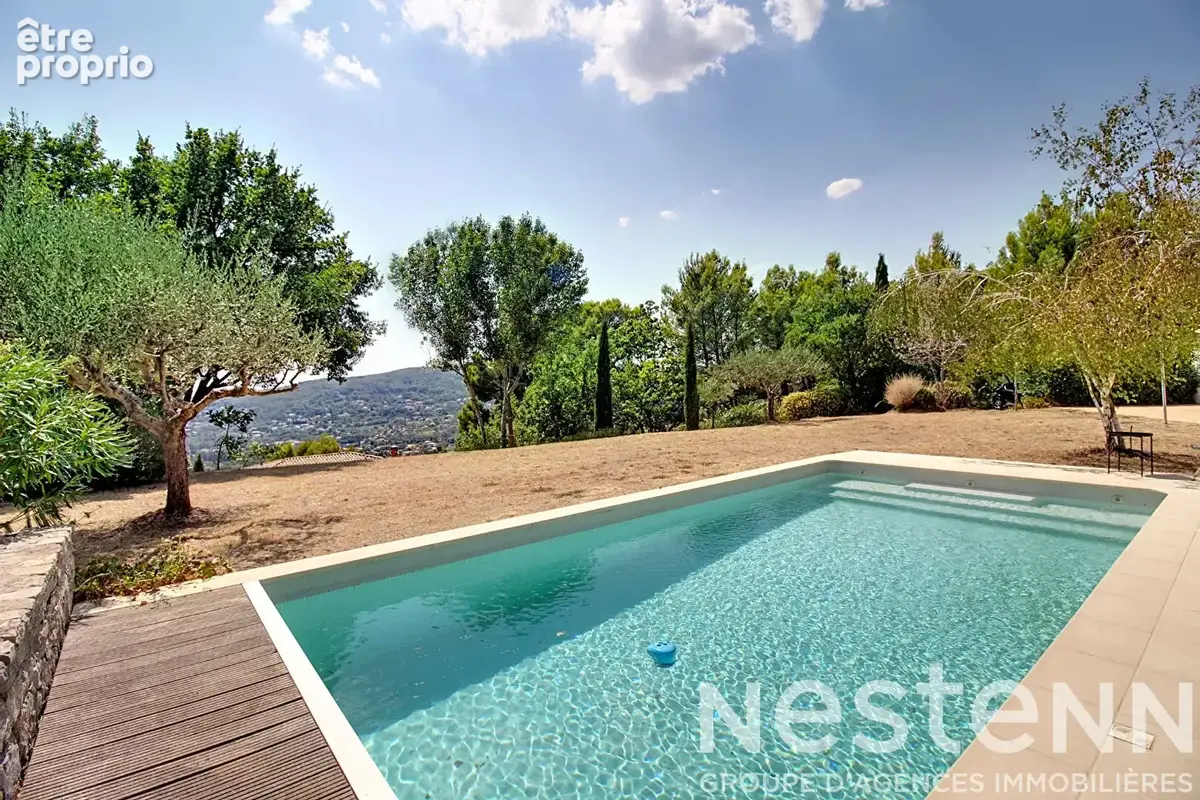 A VENDRE DRAGUIGNAN sur les hauteurs - Maison T5 4 chambres, piscine, terrain plat - photo 21