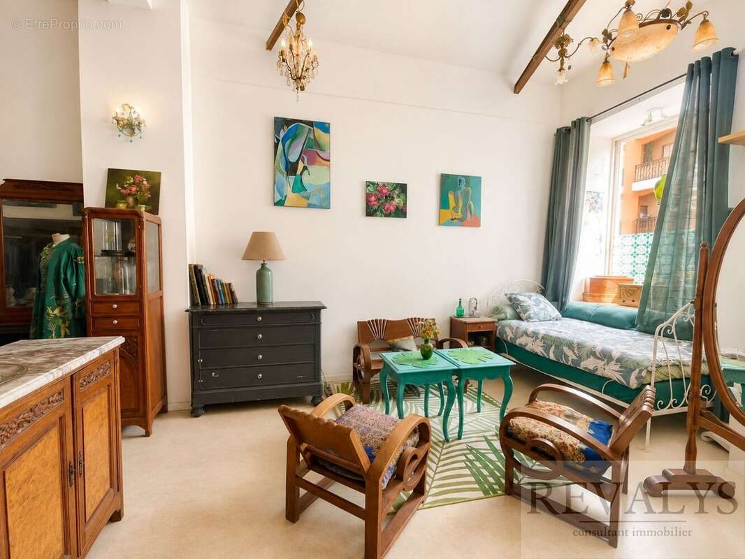 Alpes maritimes (06) - nice port - a vendre local a usage mixte habitation + commercial 80m2 avec cour - photo 3