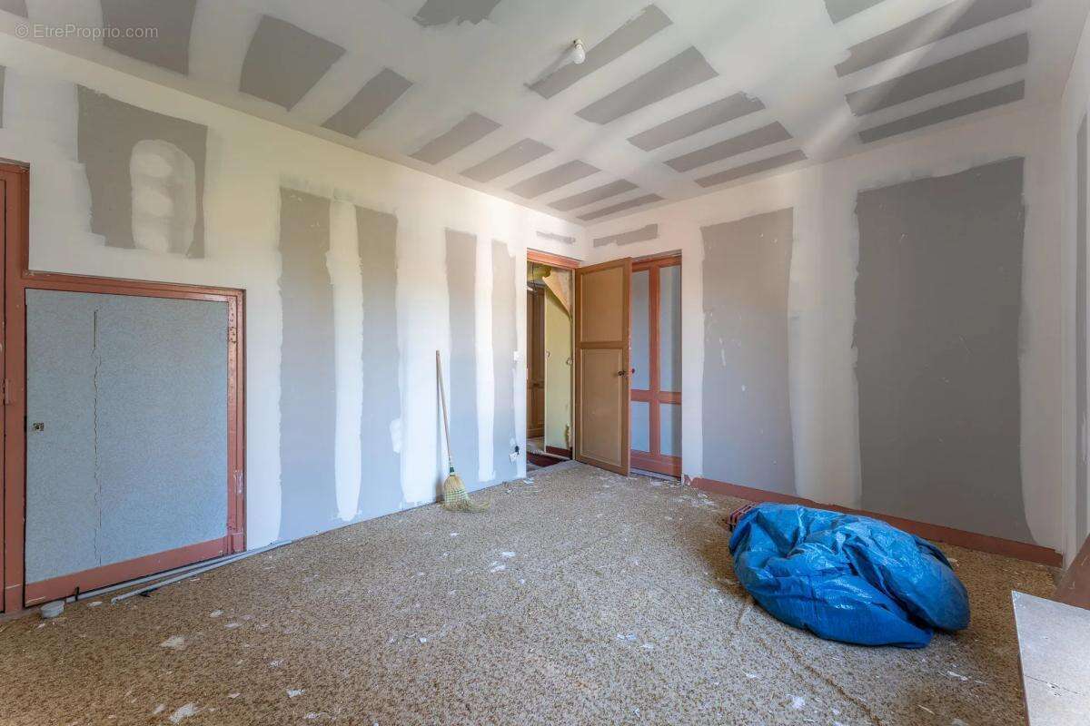 Maison à CASTILLON-LA-BATAILLE