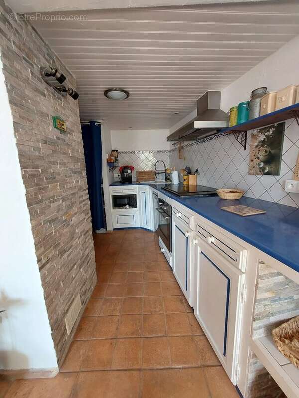 Rare à la vente – Ancien presbytère entièrement rénové au cœur de Carnoules - photo 5