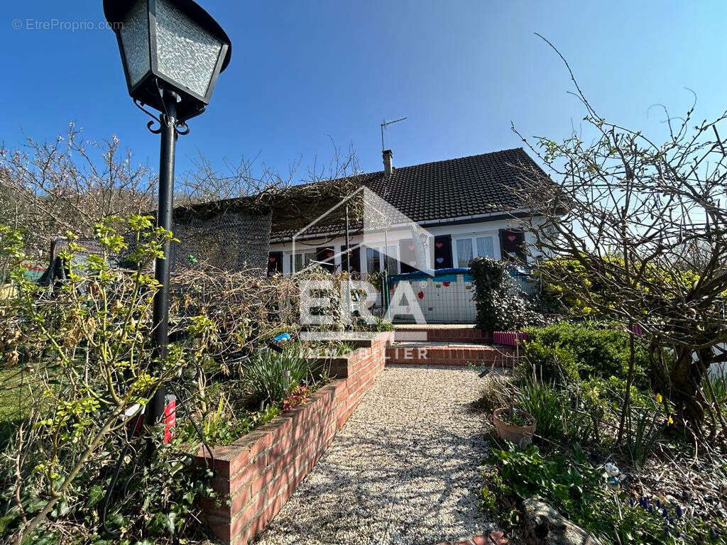 Maison à ROISSY-EN-FRANCE