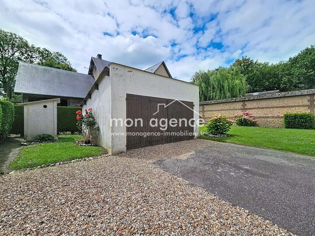 Maison à LA NEUVILLE-CHANT-D'OISEL