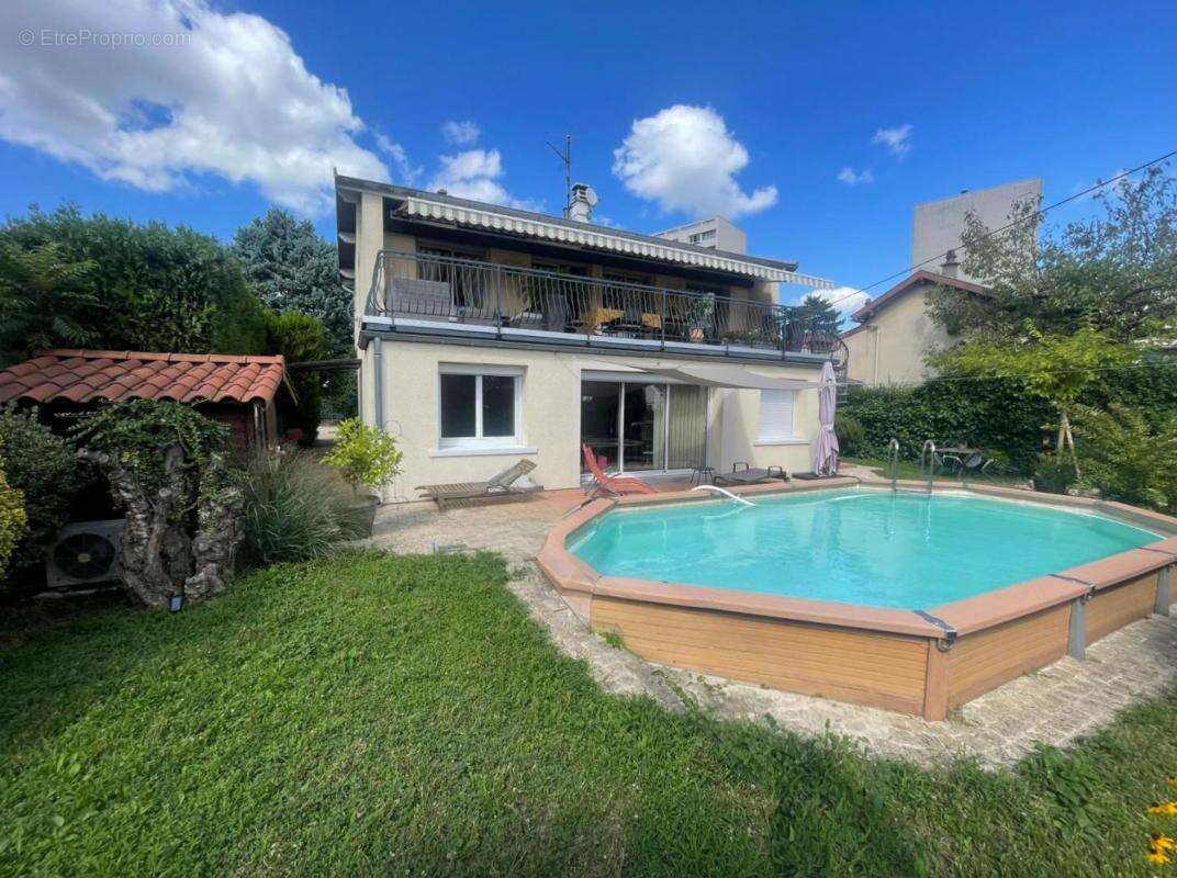 Maison à RILLIEUX-LA-PAPE