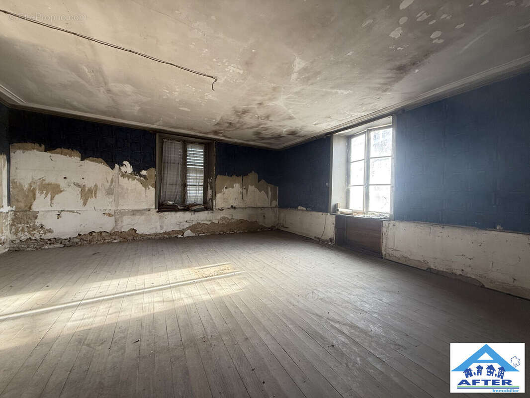 Maison à XERMAMENIL