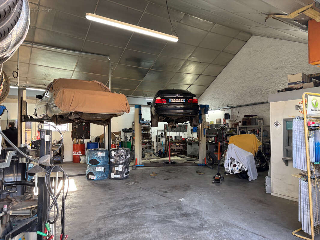 Commerce à VEZELISE