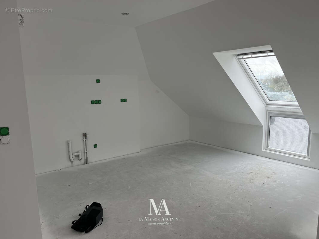 Appartement à JUIGNE-SUR-LOIRE