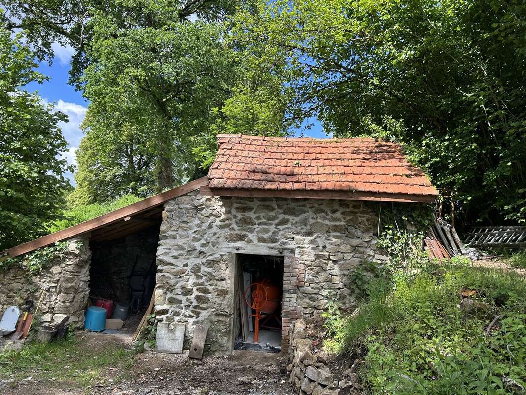 Maison à SAINT-DIZIER-LEYRENNE