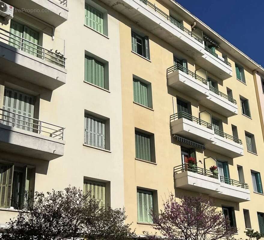 Appartement à SAN-MARTINO-DI-LOTA