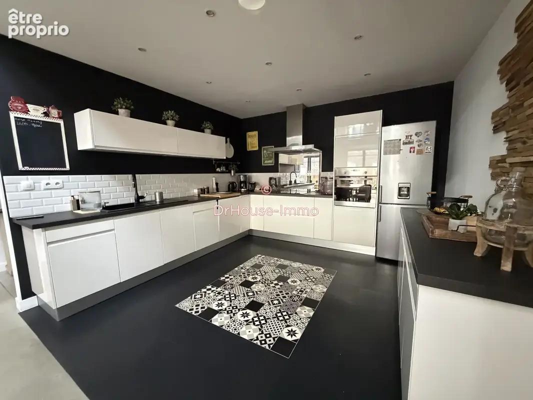 Appartement 5 pièces 162 m² à vendre à Tourcoing (59200) - photo 5