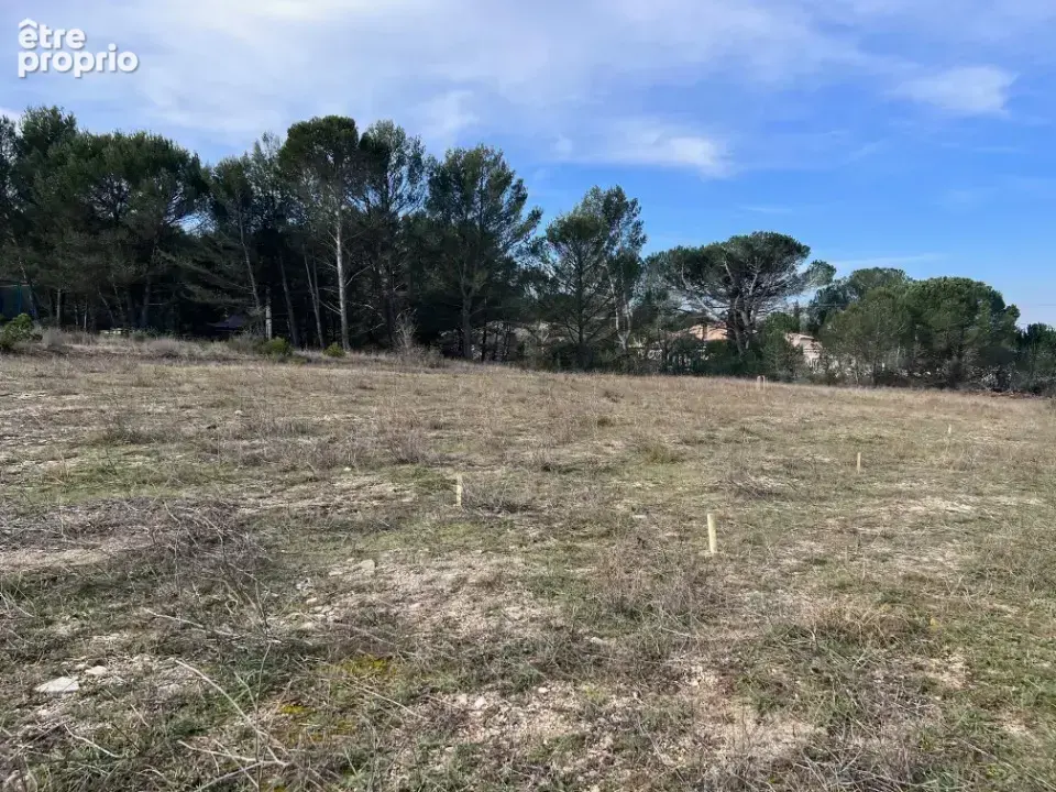 Terrain 1508 m² à Alleins  - photo 3