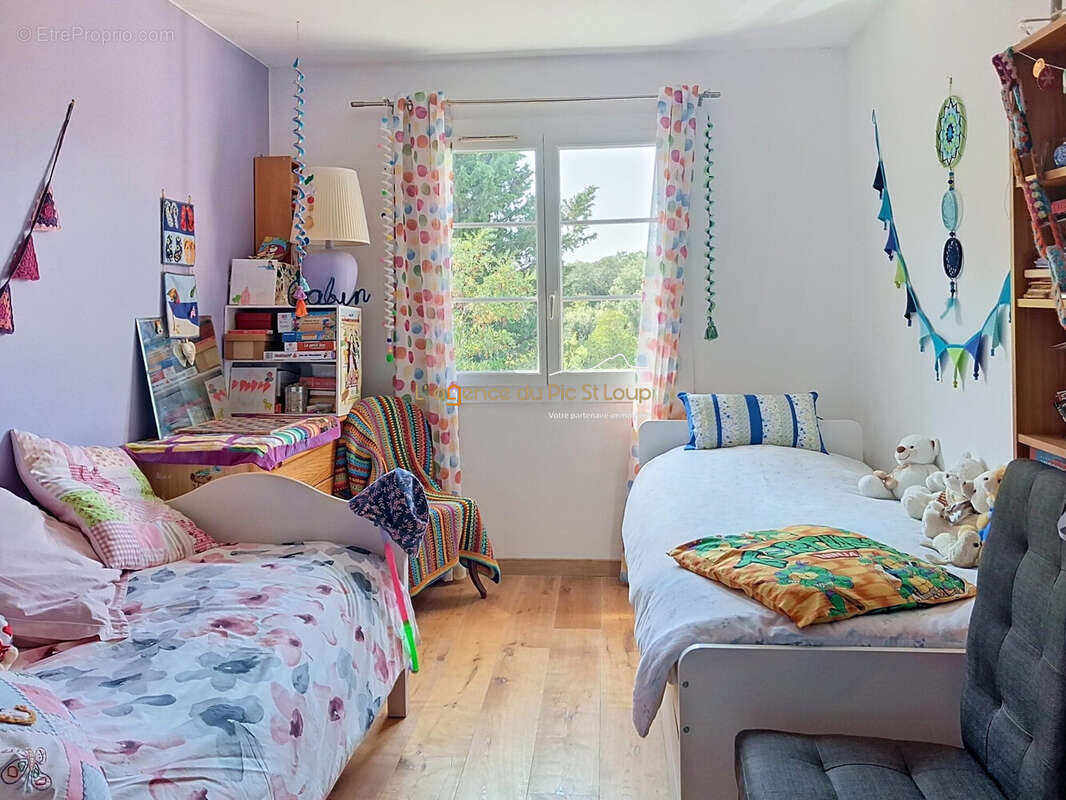 Maison 160 m² à Saint-Gely-Du-Fesc  - photo 6