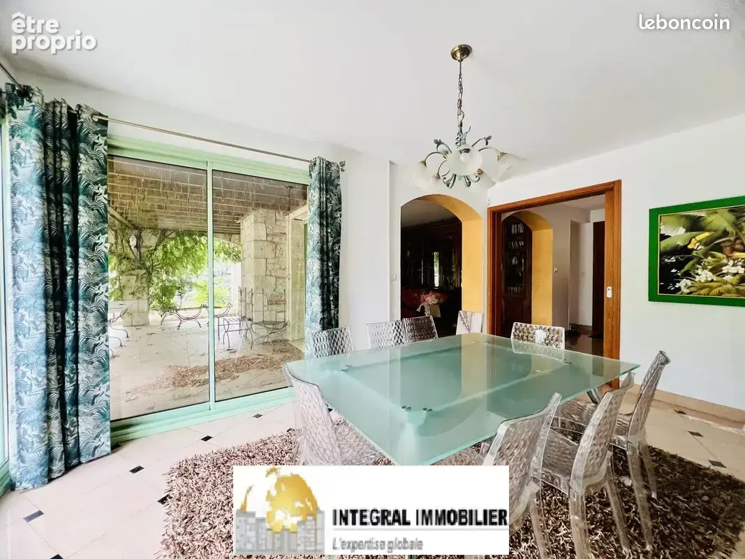 LÉGUEVIN   Domaine d'exception de 238 m2 habitables sur 6 500 m2 de parc - photo 6